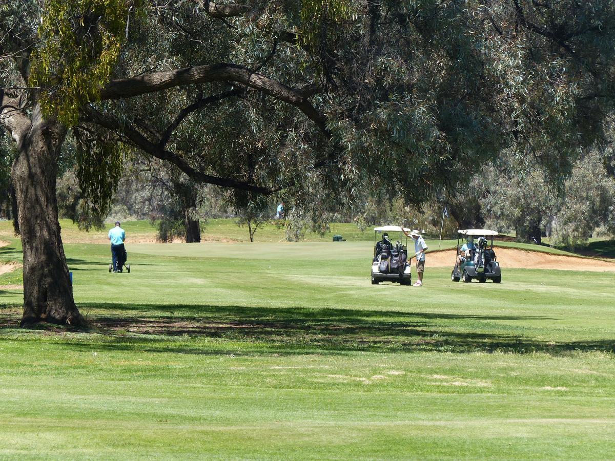 Renmark Country Club Экстерьер фото