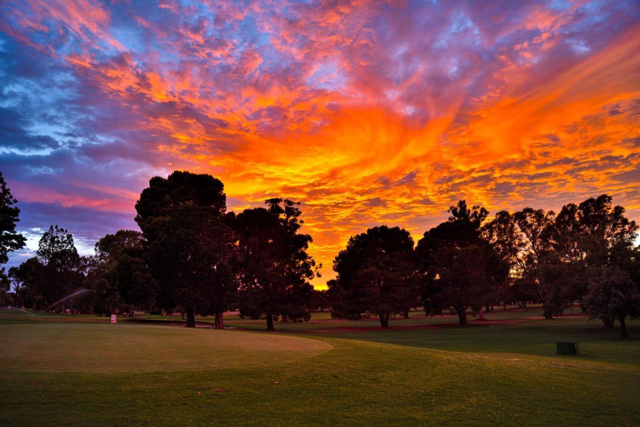 Renmark Country Club Экстерьер фото